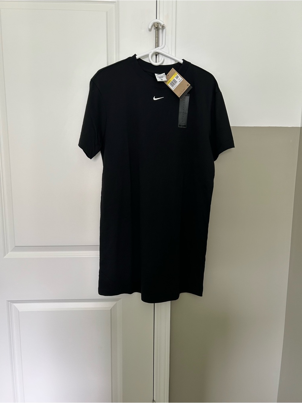 Nike Black Short Sleeve Crew T-Shirt with White Swoosh
